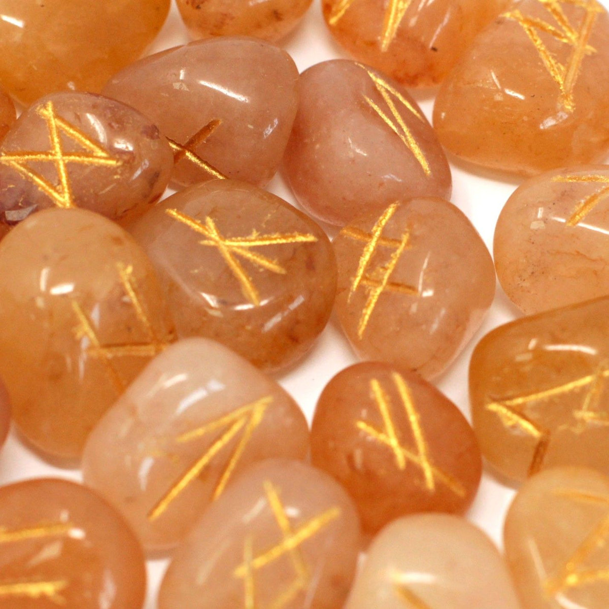 Runes Stone Set in Pouch - Yellow Aventurine - Spiru-shop.nl