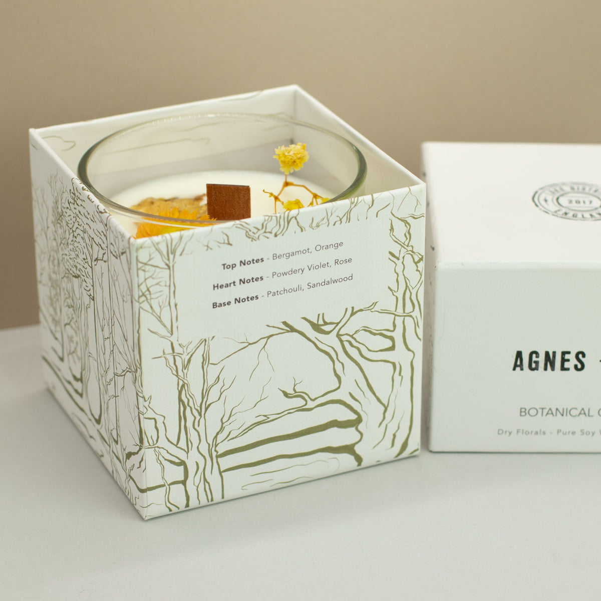 Agnes + Cat Botanical Soy Wax Candle - Rydal Oudh - Spiru-shop.nl