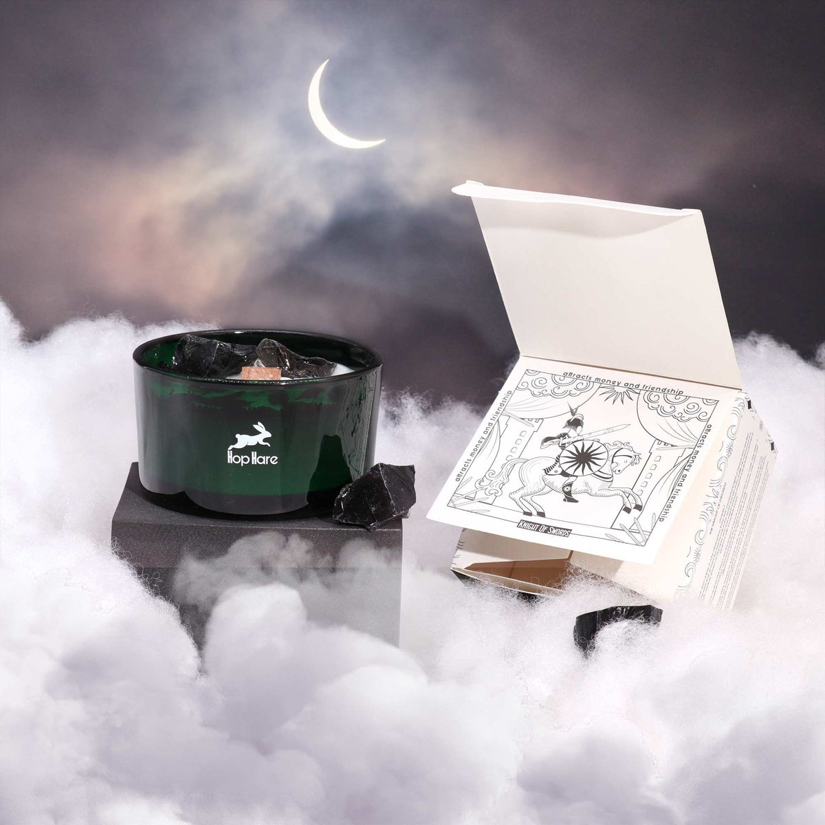 Hop Hare Crystal Magic Flower Candle - The King of Swords - Spiru-shop.nl