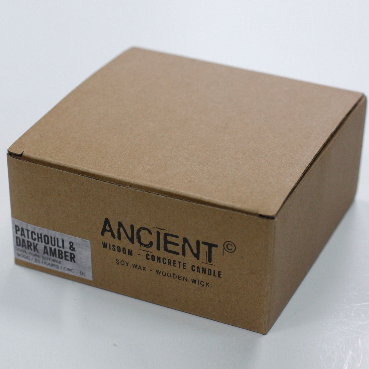 Large Concrete Soy Candle - Patchouli & Dark Amber - Spiru-shop.nl