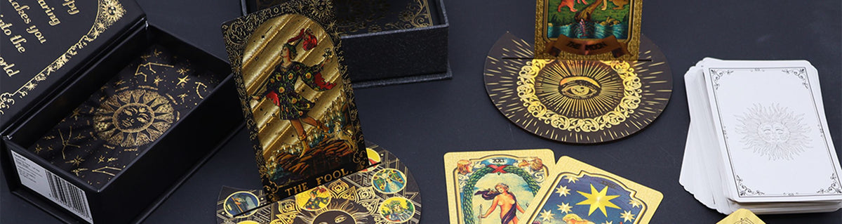 Pink Box Ruby Foil Tarot Card Gift Box Set - with booklet - Spiru-shop.nl